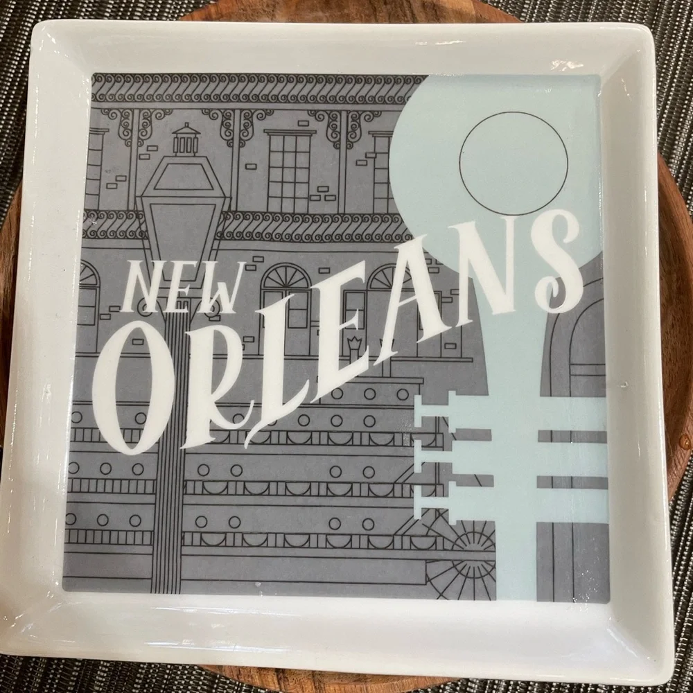 Crate & Barrel City Music Plates – Set of 6